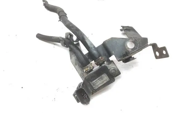 Jaguar XF X250 Fuel pressure sensor CZQ7A11F21C CX235L200AA