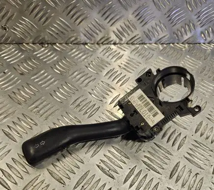 Volkswagen PASSAT B5 Indicator stalk 8L0953513G