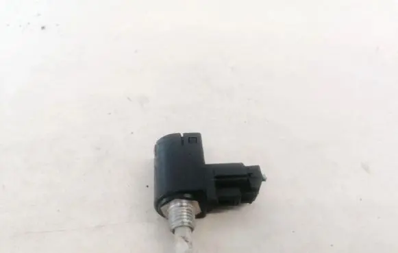 Toyota Avensis T270 Brake pedal sensor switch CV591