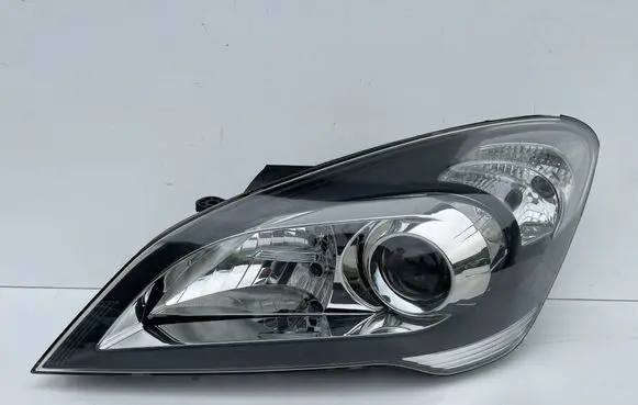 KIA Ceed Headlight/headlamp 921011H