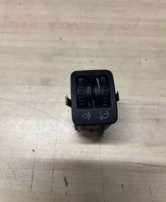 Volkswagen Golf Plus Headlight level height control switch 5M0941333A