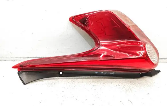 Nissan Juke I F15 Rear/tail lights LMPPTNSNJUK