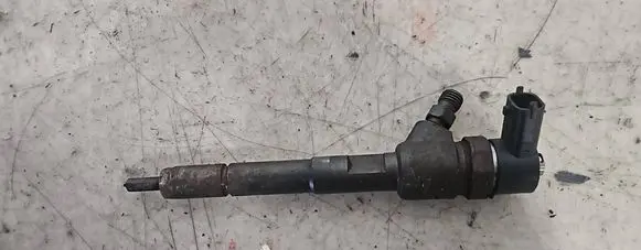Opel Combo D Fuel injector 0445110351
