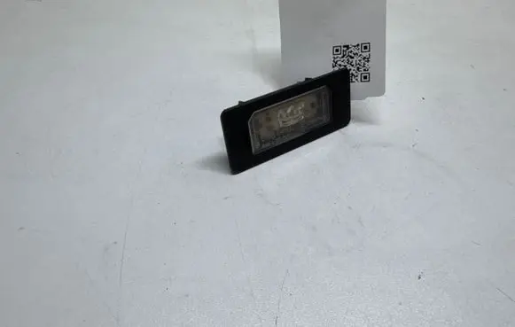 BMW 3 E90 E91 Number plate light 7193293