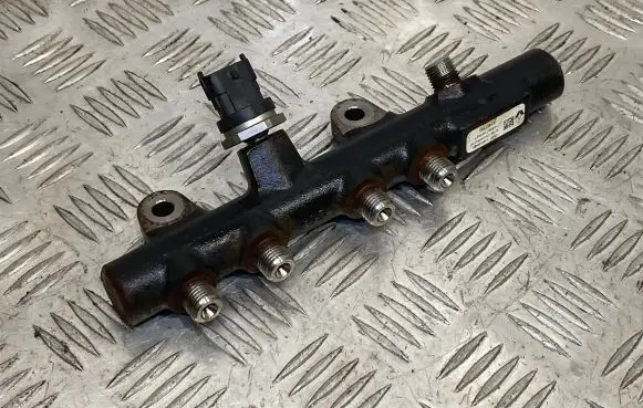 Mercedes-Benz Citan W415 Fuel main line pipe 175215346R H8201157327 162461160