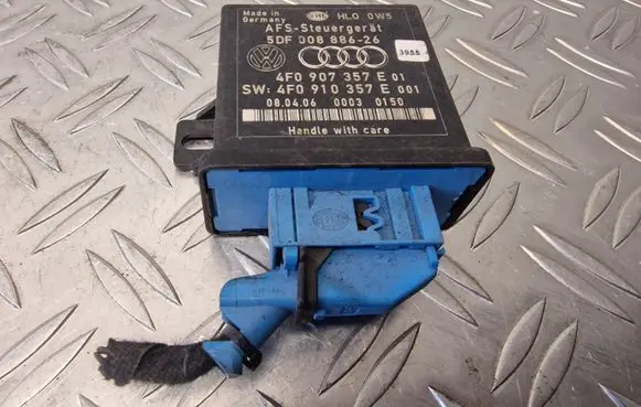Audi A8 S8 D3 4E Light module LCM 4F0907357E