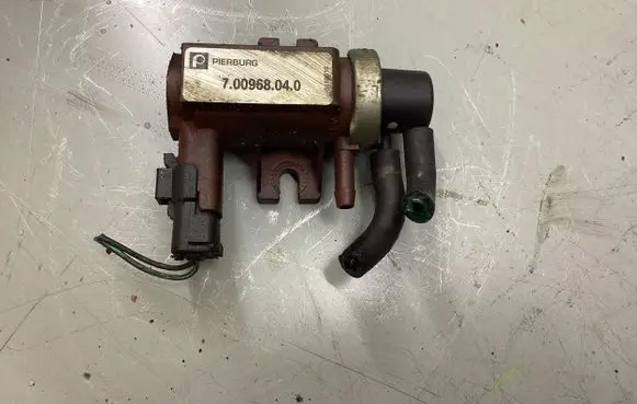 Ford Focus Turbo solenoid valve 700968040