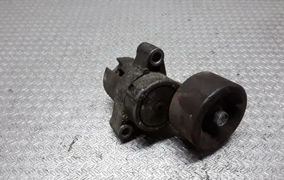 Mazda 6 Generator/alternator belt tensioner