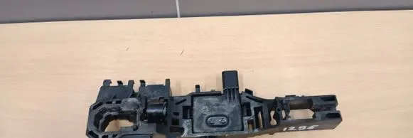 Renault Scenic II - Grand scenic II Rear door exterior handle/bracket 8200388110 100508160506 08160506