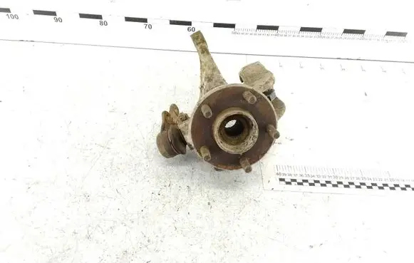 Ford Mondeo Mk III Front wheel hub spindle knuckle