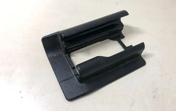 Mercedes-Benz E W212 Front driver seat rail trim A2129190920