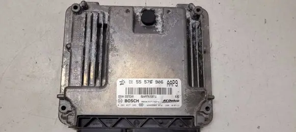 Opel Insignia A Engine control unit/module 55576906 0281017105 55575349