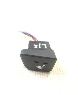 Hyundai i30 Seat heating switch