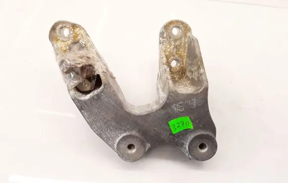 Opel Karl Engine mounting bracket 42441515