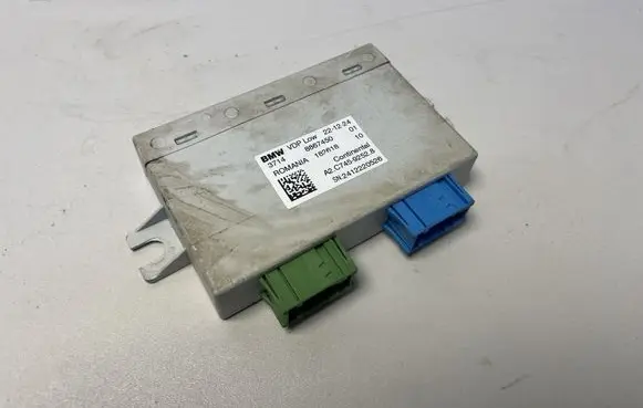 BMW i4 Air suspension control unit module (rear) 8867450 8858485