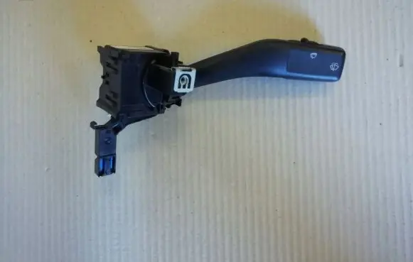 Volkswagen Golf V Wiper control stalk 1K0953519B