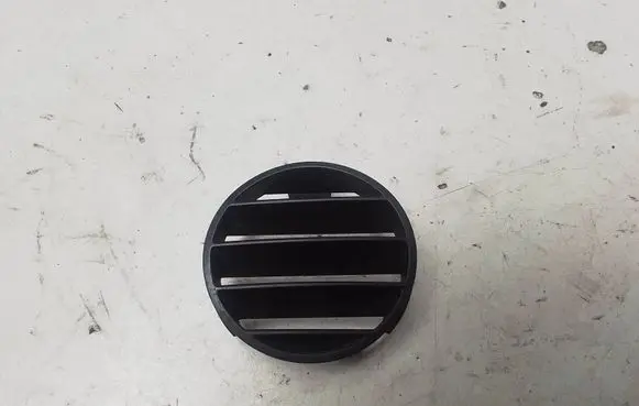 Volkswagen PASSAT B5.5 Dash center air vent grill 3B1819785