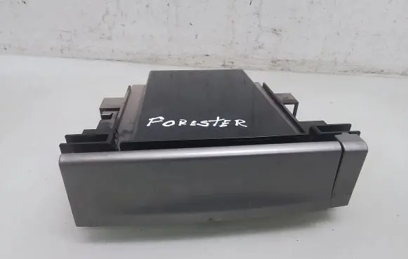 Subaru Forester SG Dashboard storage box/compartment D021119C0414