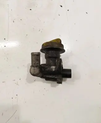 Alfa Romeo 159 Oil fill pipe B813