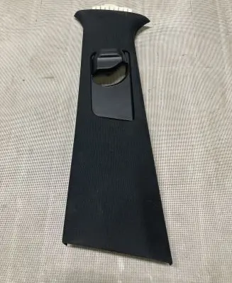 Mercedes-Benz GLE (W166 - C292) (B) pillar trim (top) A1668681500