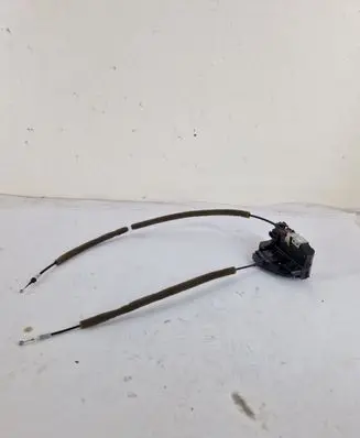 Renault Kadjar Rear door lock 7608A
