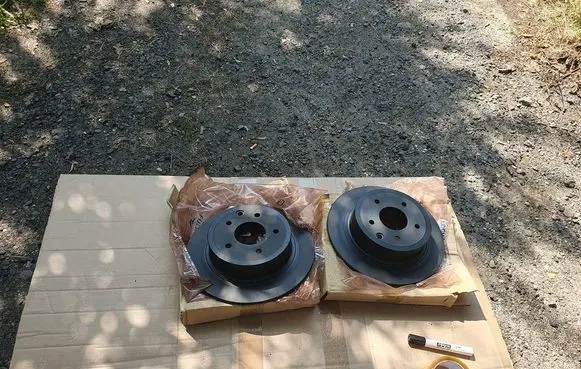 Nissan Qashqai Rear brake disc 43206JD00A