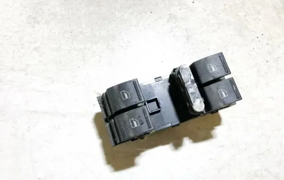 Volkswagen PASSAT B6 Electric window control switch 1k4959857