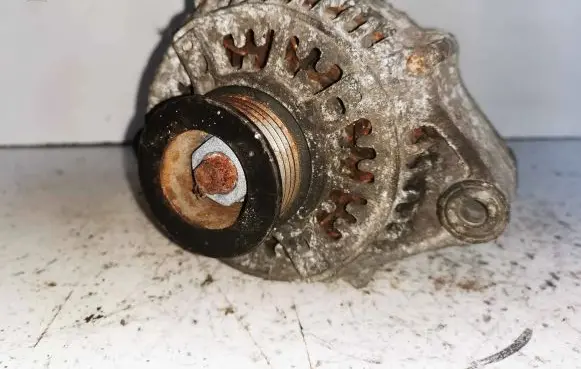 Land Rover Freelander Generator/alternator 1012119931
