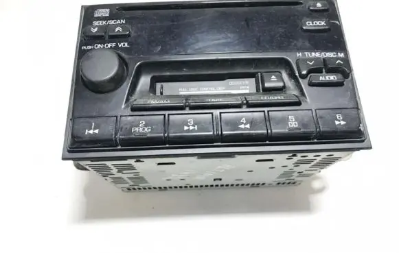 Nissan Altima Radio/CD/DVD/GPS head unit 281880z800 0033659