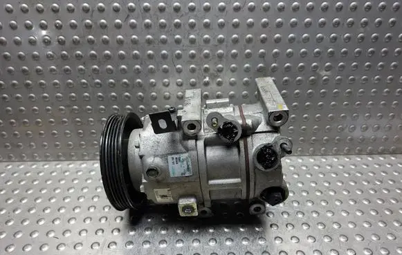 Hyundai Tucson TL Air conditioning (A/C) compressor (pump) S26405032 F500NFFCA03