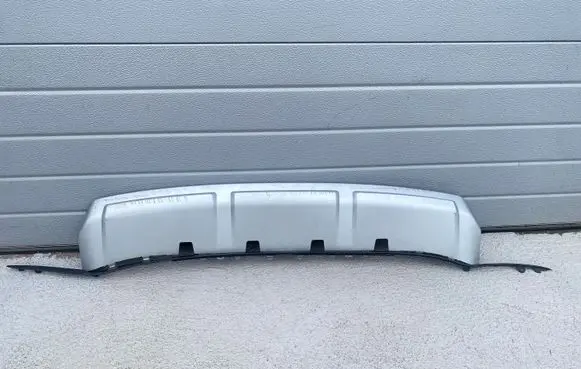 Skoda Yeti (5L) Front bumper lip 5L0807733B