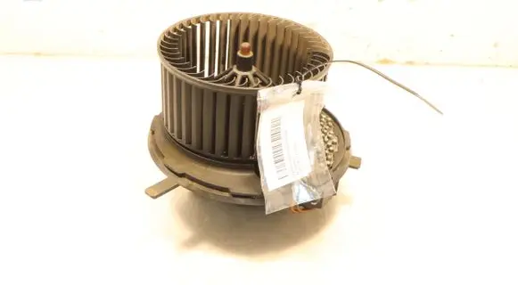 Volkswagen Jetta V Heater fan/blower 997211A