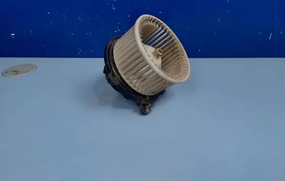 KIA Carnival Heater fan/blower OK08A61B10