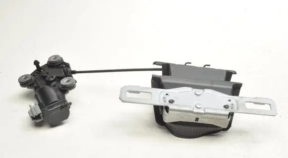 Volvo XC90 Tailgate lock latch 31349975