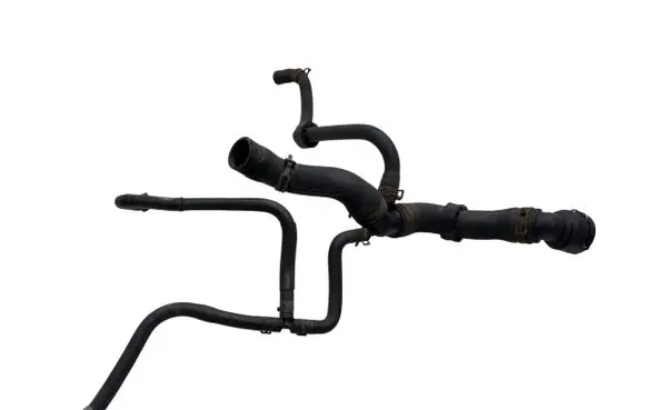 Engine coolant pipe/hose