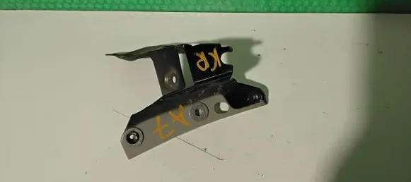 Audi A7 S7 4G Fender mounting bracket 4G8821135D