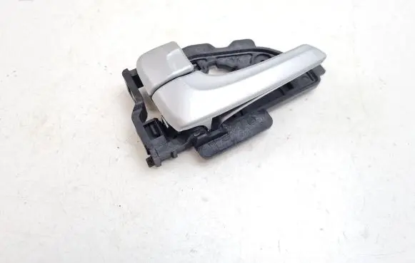 Hyundai ix35 Rear door interior handle