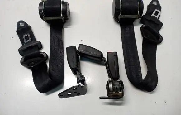Peugeot 407 Seat belt trim 5N0955453