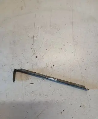 Volvo XC90 Headlight/headlamp mounting bracket 8637181