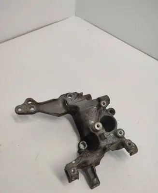 Peugeot 308 Generator/alternator bracket 9804333880