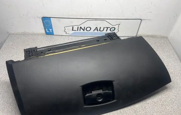BMW 5 E60 E61 Glove box 7063515 7034079