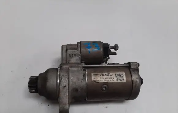 Volkswagen PASSAT B8 Starter motor 02M911024S