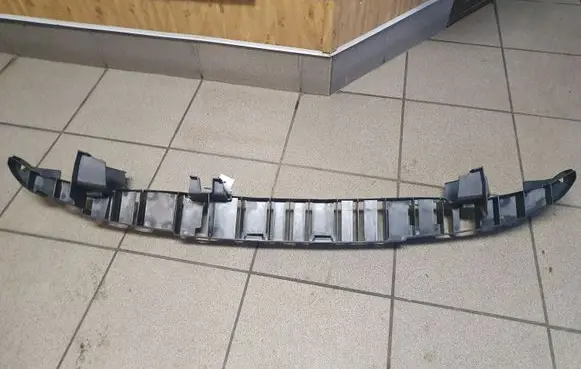 Dacia Dokker Front bumper cross member 620932632R