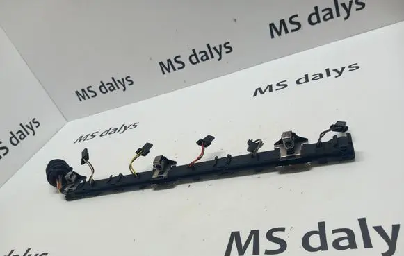 Volkswagen Multivan T5 Fuel injector wires 070971033