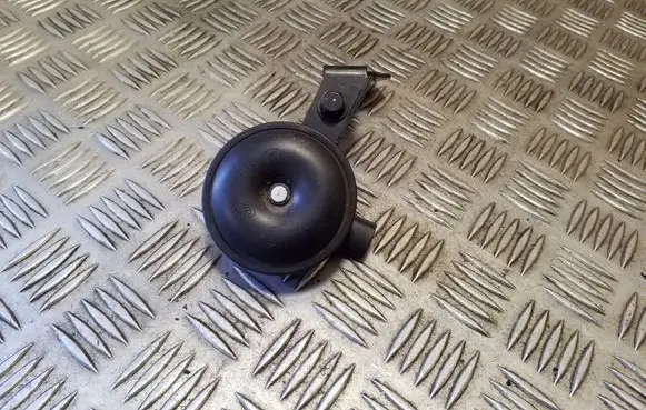 Hyundai ix35 Horn signal 966302S100