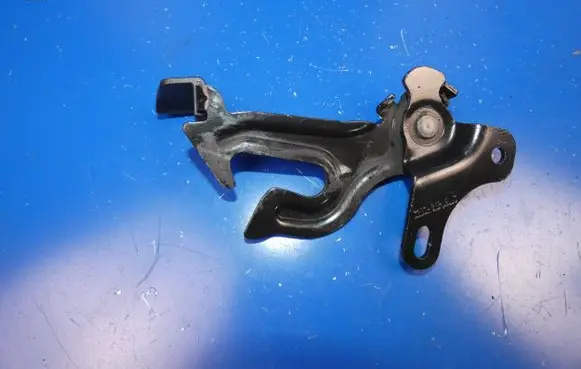 Volvo S60 Engine bonnet/hood lock/latch loop/hook 