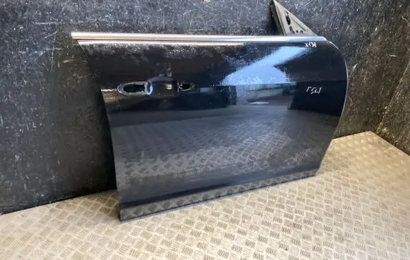 Maserati Ghibli Front door
