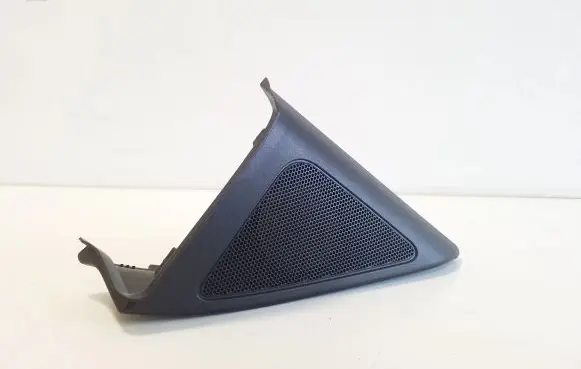 Audi Q3 8U Front door speaker cover trim 8U0035423