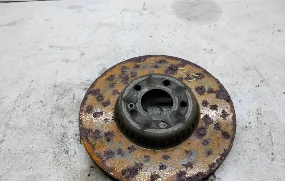 Mercedes-Benz C W205 Front brake disc A0004212212