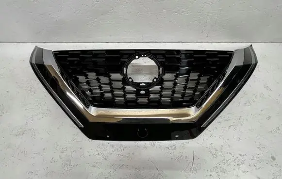 Nissan Qashqai J12 Front bumper upper radiator grill 623106UA